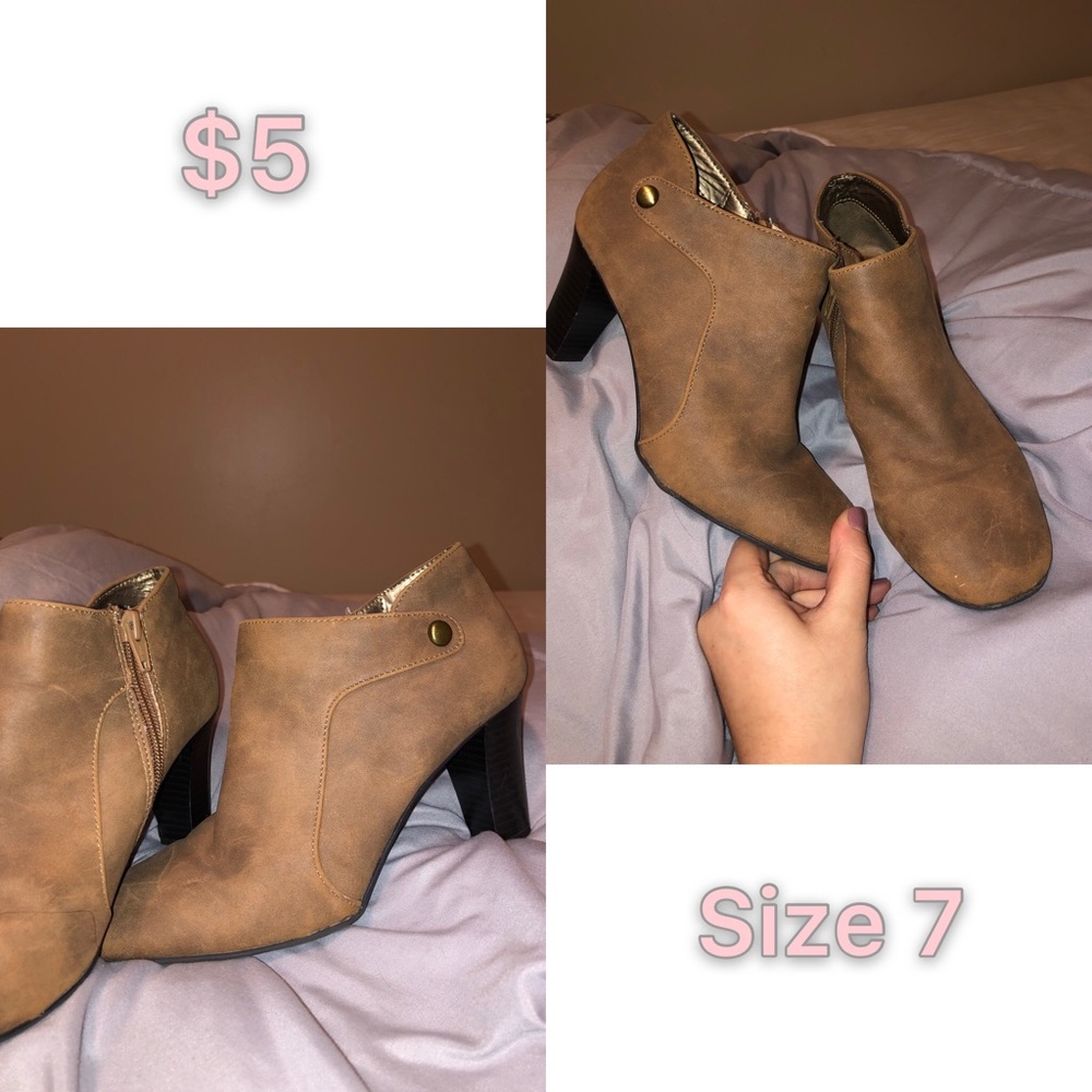 Ankle boot w/ heel